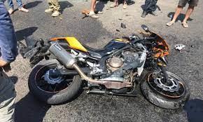 إصابة 3 أشخاص في حادث انقلاب دراجة بخارية بالشرقية