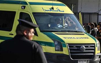 إصابة 4 أشخاص في حادث تصادم سيارتين نصف نقل بكفر الشيخ