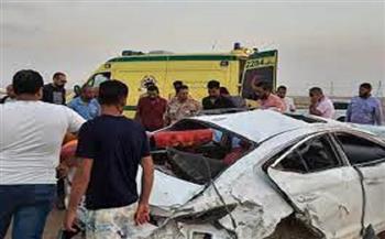 مصرع وإصابة 14 شخصا في حادث تصادم على طريق أسيوط
