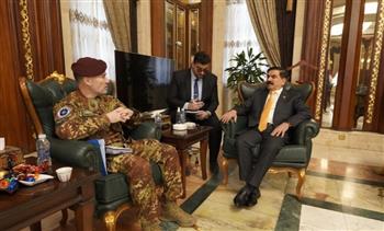 وزير الدفاع العراقي وقائد بعثة حلف الناتو يبحثان أطر التعاون والتنسيق وتوسيع الشراكة