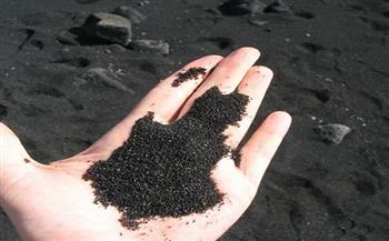 نائب رئيس هيئة البترول الأسبق: الرمال السوداء ثروة غير قابلة للهزات السعرية
