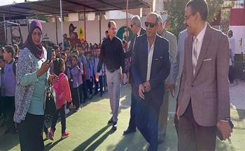 رئيس مدينة الغردقة يتابع سير العملية التعليمية بعدد من المدارس