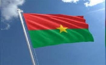 المجلس العسكري الجديد في بوركينا فاسو يعلن إعادة فتح المجال الجوي