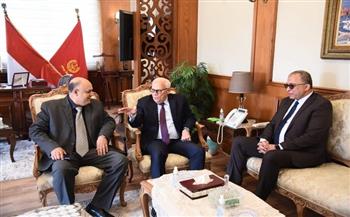 محافظ بورسعيد يستقبل رئيس معهد التخطيط القومي لبحث سبل التعاون  