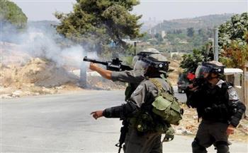 إصابات بالاختناق جراء قمع الاحتلال الإسرائيلي مسيرة لكسر الحصار عن نابلس