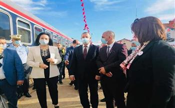 وزراء الصحة والمرأة والنقل بتونس يشهدون انطلاق "القطار الوردي" لمكافحة سرطان الثدي