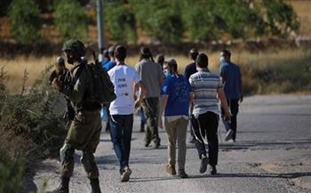 إصابة طالبتين فلسطينيتين جراء اعتداء مستوطن عليهما جنوب نابلس