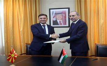 الأردن ومقدونيا يؤكدان أهمية تعزيز التعاون في جهود مكافحة الإرهاب