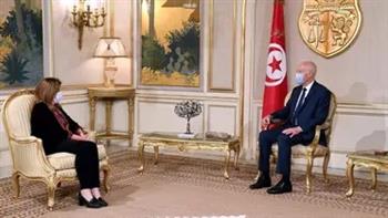 الرئيس التونسي يبحث مع رئيسة الحكومة الأوضاع المالية والاقتصادية والاجتماعية