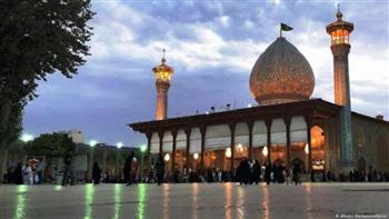مقتل وإصابة 25 شخصا بمزار ديني في إيران