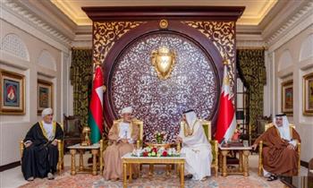 سلطان عمان وملك البحرين يؤكدان ضرورة التوصل إلى حل عادل وشامل للقضية الفلسطينية