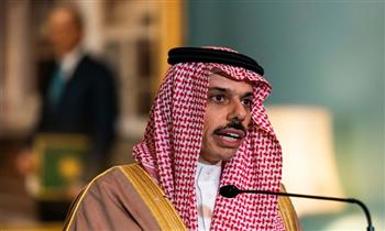 وزير الخارجية السعودي يتلقى اتصالاً هاتفياً من نظيره البريطاني