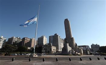 "فيتش" تخفض التصنيف الائتماني للأرجنتين بسبب ارتفاع مخاطر سداد الديون