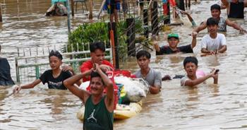 ارتفاع حصيلة ضحايا الفيضانات والانهيارات الارضية فى الفلبين إلى 67 قتيلا