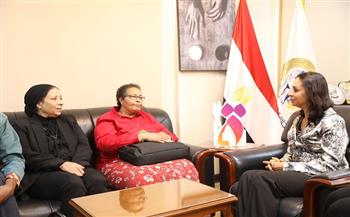 مايا مرسي تلتقي رئيس جمعية الحقوقيات المصريات لمناقشة قضايا مهمة 