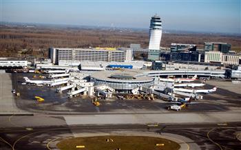 إخلاء مطار فيينا بسبب اشتباه في وجود متفجرات