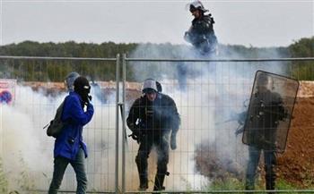 صدامات عنيفة بين الدرك الفرنسي ومتظاهرين غربي البلاد