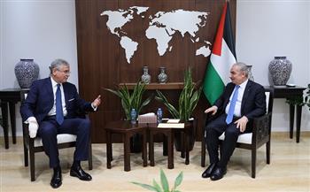أشتية يبحث مع نائب رئيس البنك الدولي سبل دعم مشاريع البنك بفلسطين
