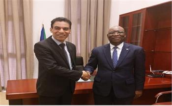السفير المصري يبحث مع وزير خارجية غينيا الاستوائية التعاون في مجالي البترول والغاز الطبيعي
