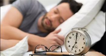 دراسة تحذر من مخاطر الاستيقاظ عدة مرات عبر تأجيل إنذار المنبه