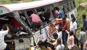 مصرع 25 شخصا في حادث تحطم حافلة بولاية "أوتاراخند" الهندية