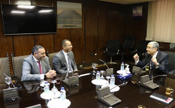 وزير الكهرباء يستقبل المسؤول التنفيذي بـ«فودافون مصر»