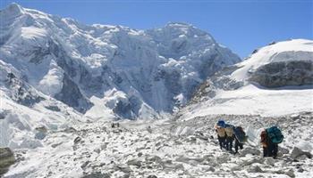 10 قتلى إثر انهيار جليدي في جبال الهيمالايا الهندية