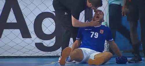 إصابة أحمد هشام سيسا لاعب يد الأهلي أمام الترجي