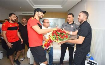لاعبو الترجي التونسي يزورون أحمد هشام بعد إصابته