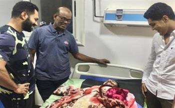 حسني عبد ربه يزور الشبراوي بعد العملية الجراحية