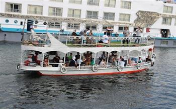 تحرك سفينة الشباب العربي من أسوان باستقبال ضيوف 13 دولة لزيارة مقاصد مصر السياحية |صور