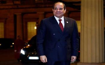 السفيرة منى عمر: حضور الرئيس السيسي قمة الجزائر يمثل أهمية كبرى للدول العربية