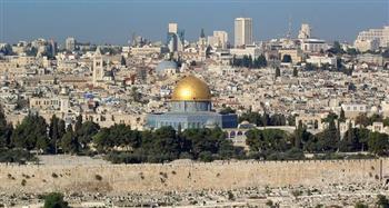 وزير شؤون القدس يطلع السفير المصري على آخر تطورات الأوضاع بالأراضي المحتلة