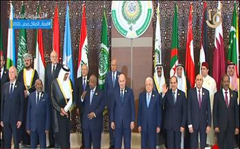 صورة تذكارية للرئيس السيسي والقادة المشاركين في القمة العربية