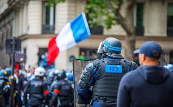 عمال النقل العام في باريس ولندن ينظمون إضرابًا عن العمل