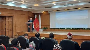 محافظ بورسعيد يترأس اجتماع المجلس الإقليمي للسكان بالمحافظة