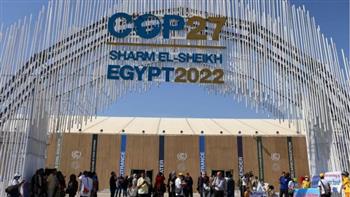"الأهرام": الإشادة بنجاح مؤتمر قمة المناخ مؤشر يؤكد سير مصر على الطريق الصحيح