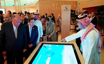 وزيرا الخارجية والبترول يتفقدان جناح مبادرة السعودية الخضراء في "كوب 27"