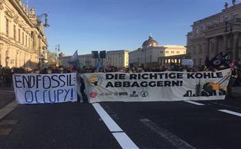 آلاف الألمان يتظاهرون في برلين احتجاجا على ارتفاع أسعار الطاقة وتكاليف المعيشة