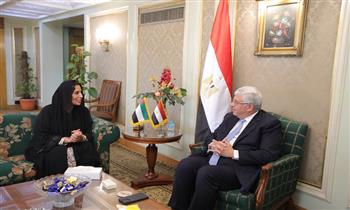 وزير التعليم العالي يبحث مع سفيرة الإمارات في القاهرة سبل تعزيز التعاون المُشترك