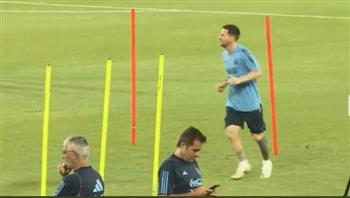 ميسي يخوض أول تدريب مع الأرجنتين في الإمارات استعدادا لكأس العالم