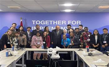 وزير الخارجية يعقد حوارا مع ممثلي دائرة الشباب بـ«COP27»