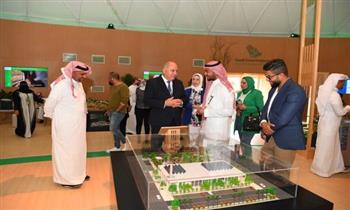 محافظ قنا: مبادرة السعودية الخضراء تعكس مدى التزام المملكة بالتصدي للتغيرات المناخية