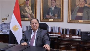 وزير المالية يوجه بتبسيط إجراءات مبادرة استيراد السيارات للمصريين بالخارج