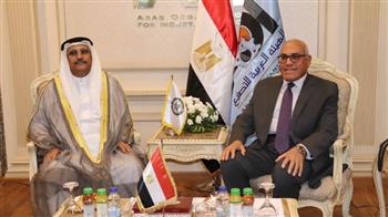 رئيس البرلمان العربي يقوم بزيارة للهيئة العربية للتصنيع على رأس وفد برلماني