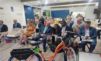 هولندا تهدي محافظة جنوب سيناء 45 دراجة هوائية