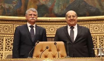 عبد الرازق يستقبل لاسلو كوفر رئيس الجمعية الوطنية المجرية والوفد المرافق له