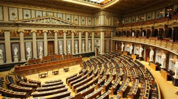 البرلمان النمساوي يعتمد موازنة العام الجديد بزيادة مخصصات القوات المسلحة