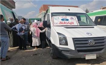 توقيع الكشف الطبي على 1443 مواطنا بإحدى قرى محافظة دمياط