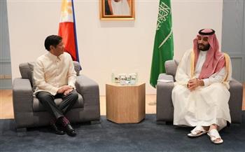 ولي العهد السعودي يلتقي الرئيس الفلبيني على هامش قمة منتدى التعاون الاقتصادي